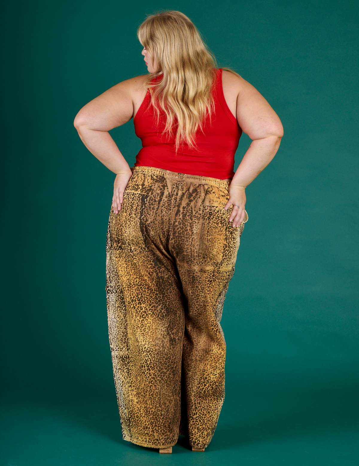 Back view of the Leopard Drop Pocket Pant on Juliet