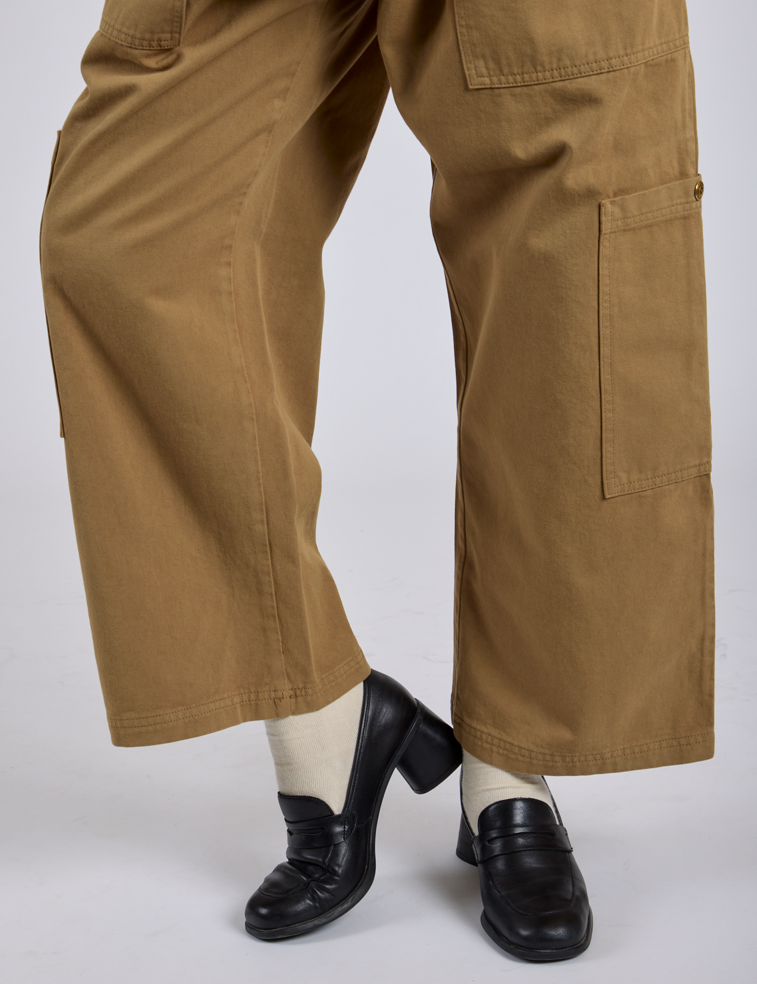Drop Pocket Cargo Pants - Desert Brown