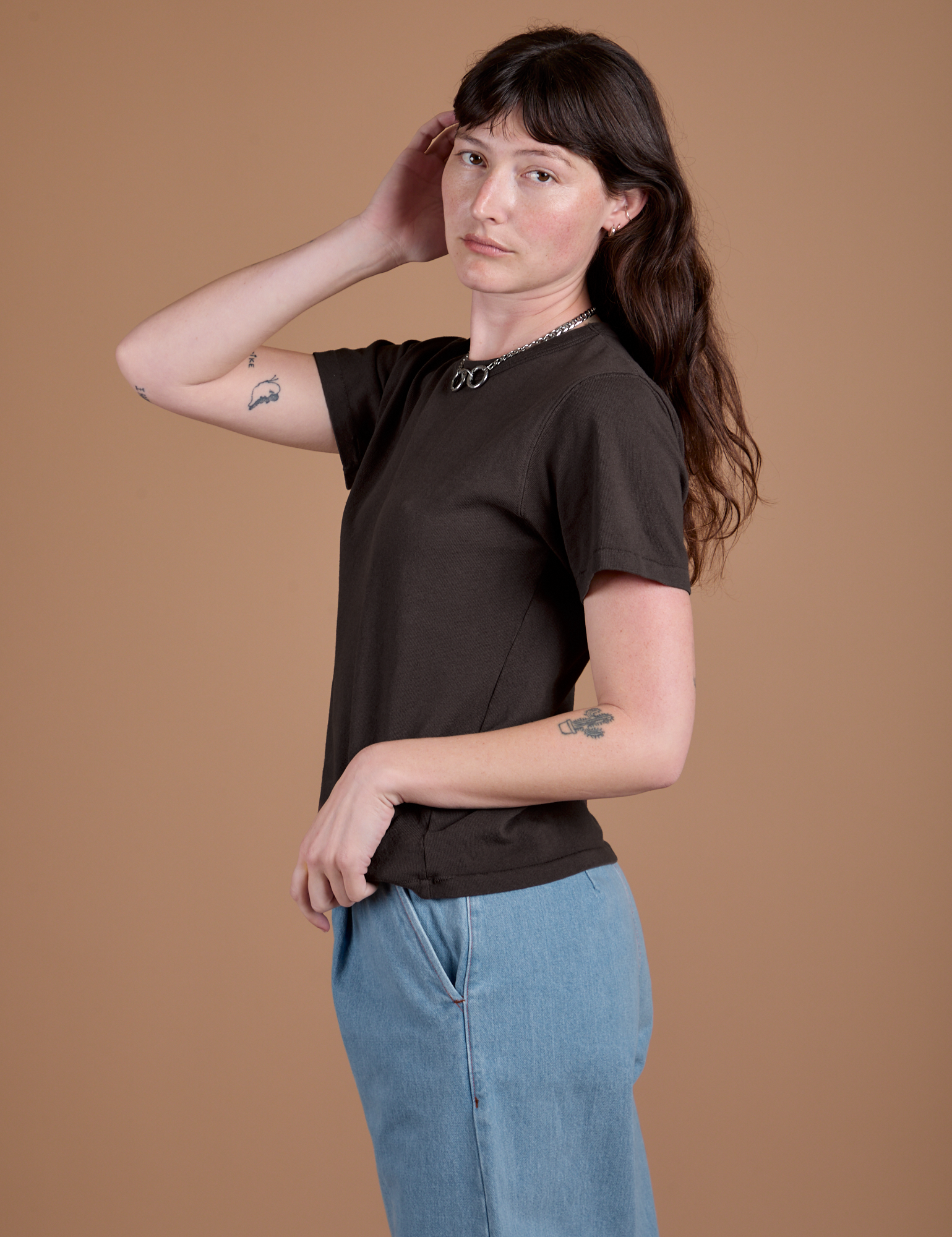 Burly Tee in Espresso Brown side view on Alex